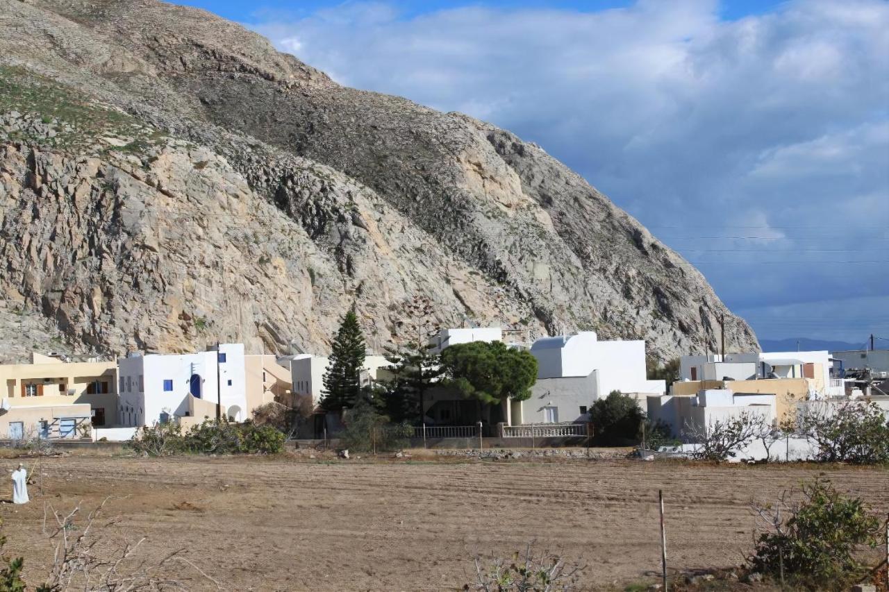 Studios Halaris Perissa  Exterior photo