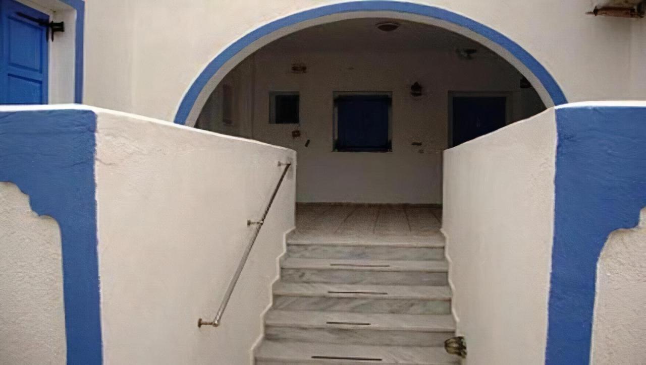 Studios Halaris Perissa  Exterior photo