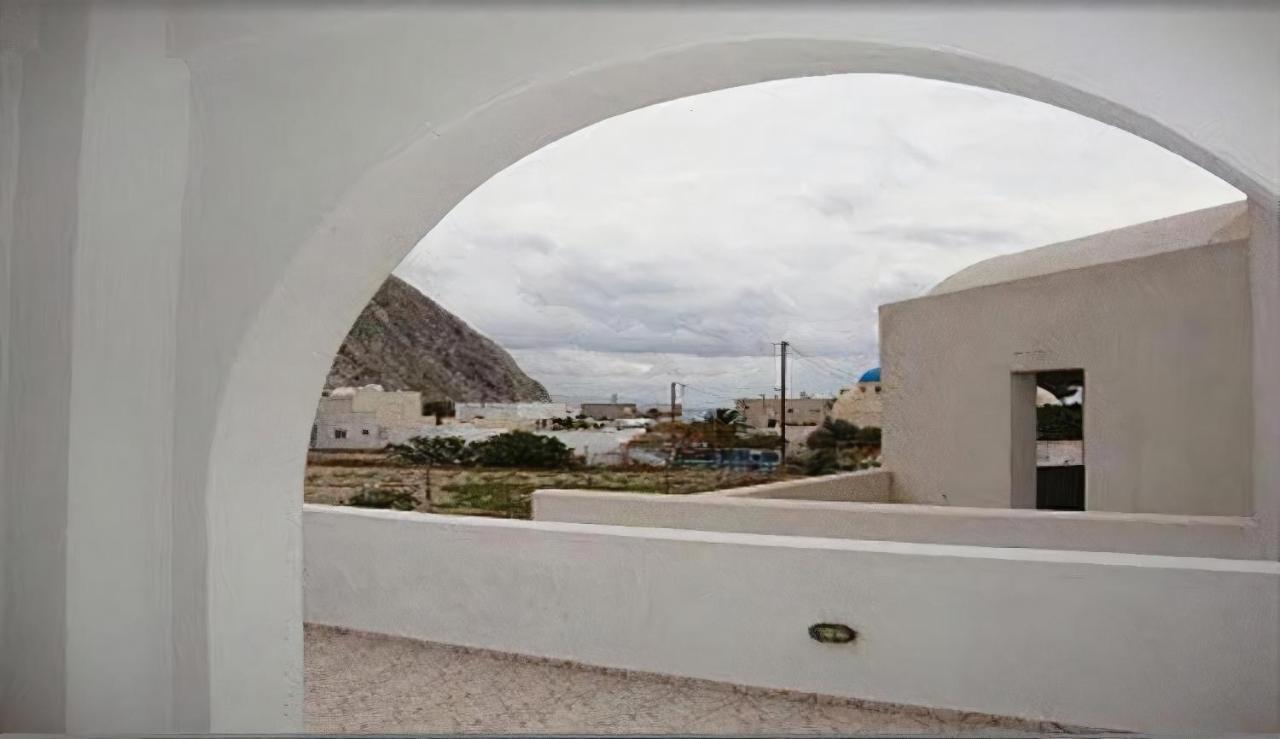 Studios Halaris Perissa  Exterior photo